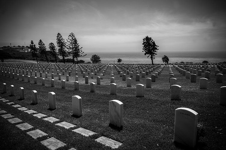 Black and white image of military graveyard in San Diego, CA